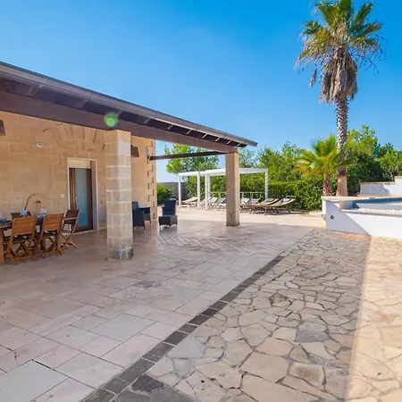 Crigiada Luxury Pool