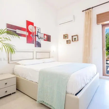 Crigiada Luxury Pool