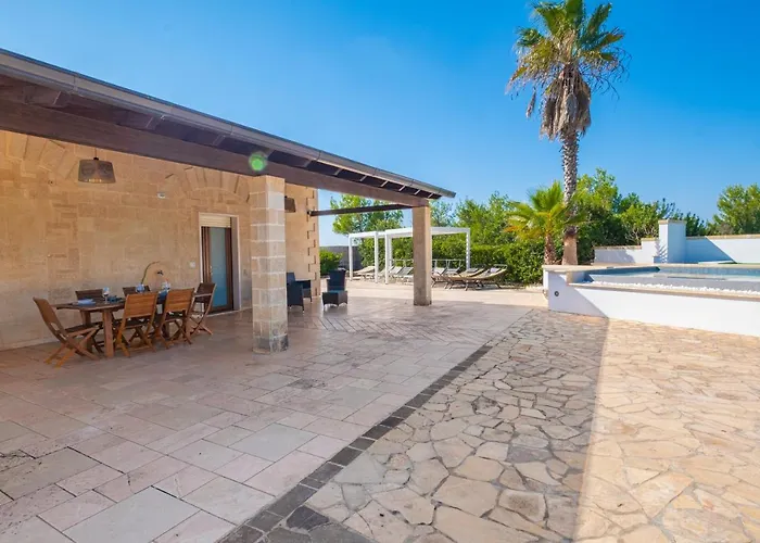 Crigiada Luxury Pool