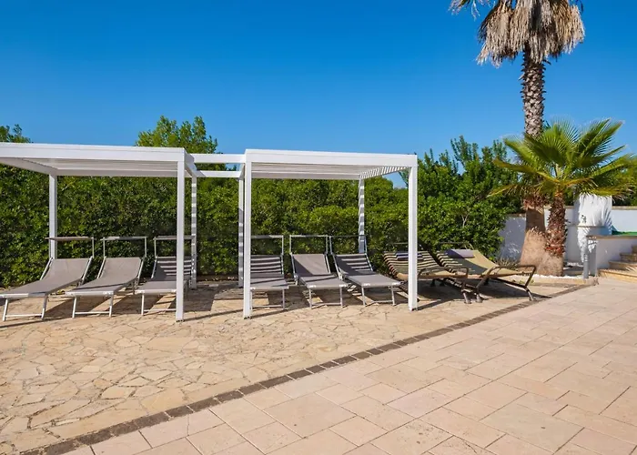 Crigiada Luxury Pool Villa Lido Marini